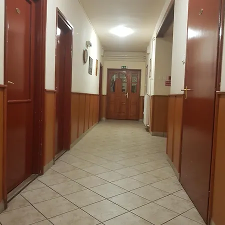 Ket Vandor Fogado Panzió