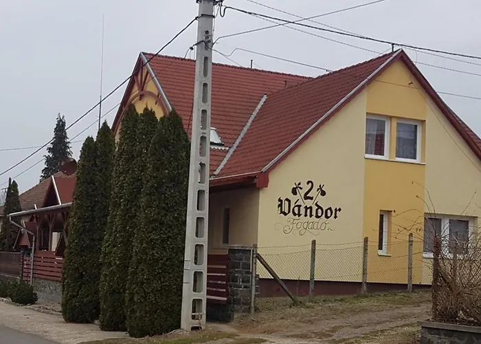 Ket Vandor Fogado Bed & Breakfast Mátraderecske