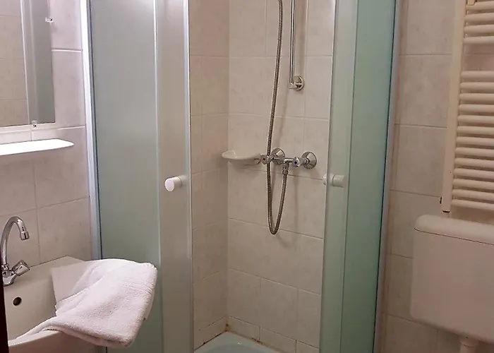 Ket Vandor Fogado Bed & Breakfast Mátraderecske