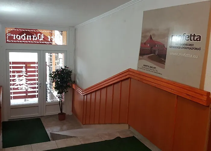 Bed & Breakfast Ket Vandor Fogado Mátraderecske